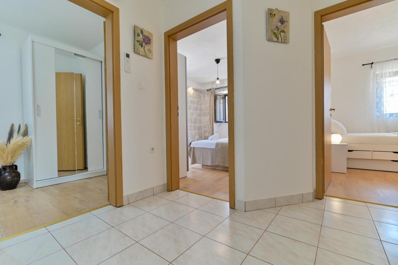 Apartman Ciciliani Trogir Exterior photo