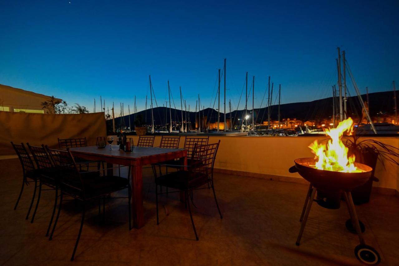 Apartman Ciciliani Trogir Exterior photo